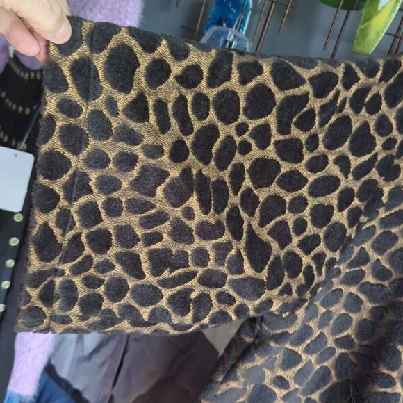 Luii Cheetah/ leopard  style  jacket size medium - Picture 2 of 12